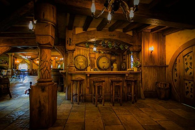 2 Day Waitomo Caves, Hobbiton Movie Set and Rotorua Tour from Auckland - Waitomo Glowworm Caves: Limestone, Stalactites, and That Glow