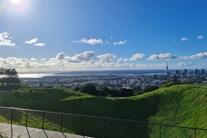2025 Award Winning: Auckland City Highlights Half Day Tour - Stop 3: Mount Eden—A 196m volcano view with a real payoff