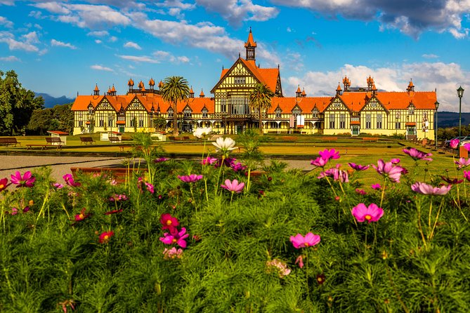 3 Day Waitomo Caves, Hobbiton Movie Set and Rotorua Tour from Auckland - Rotorua: why these geothermal stops feel different from each other