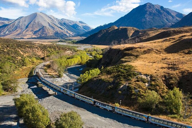4 Day Tour to Milford Sound, Mount Cook & More from Auckland - Day 4: Church of the Good Shepherd, Castle Hill rocks, then Arthur’s Pass