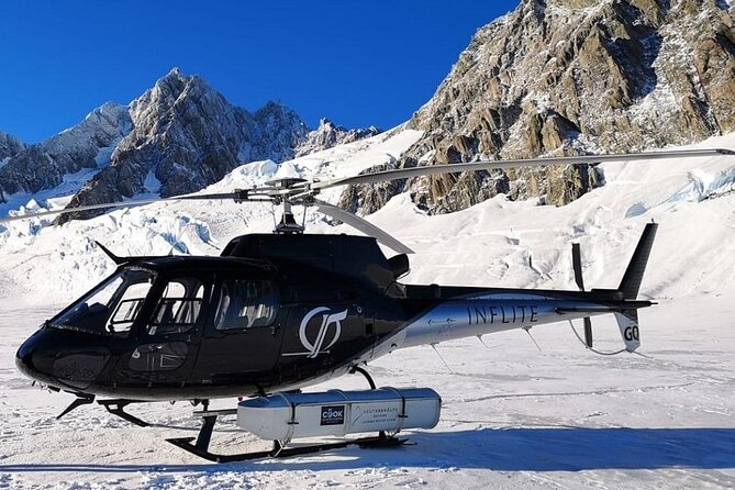 6 Day South Island New Zealand Private Tour from Auckland - Day 3: Lake Tekapo, Lake Pukaki, Aoraki/Mt Cook, and a helicopter option