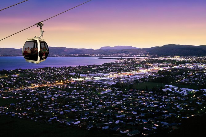 7 - Day North to South Island Grand Tour - Auckland to Queenstown - Kaikoura whale watch plus Waipara wine timing