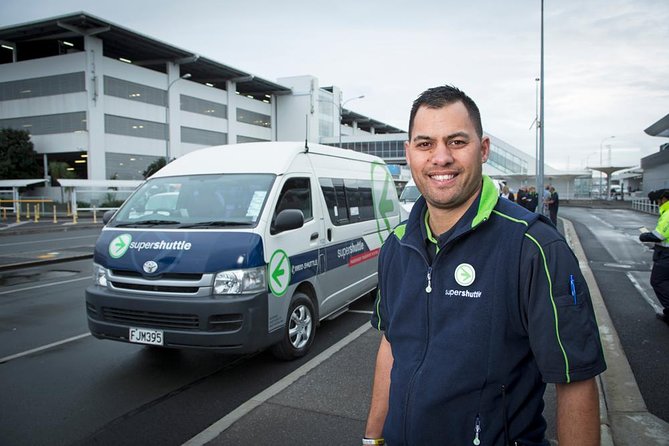 Arrival Transfer: Auckland Airport to Auckland Central City Centre - Who This Transfer Fits Best (And Who Should Skip It)