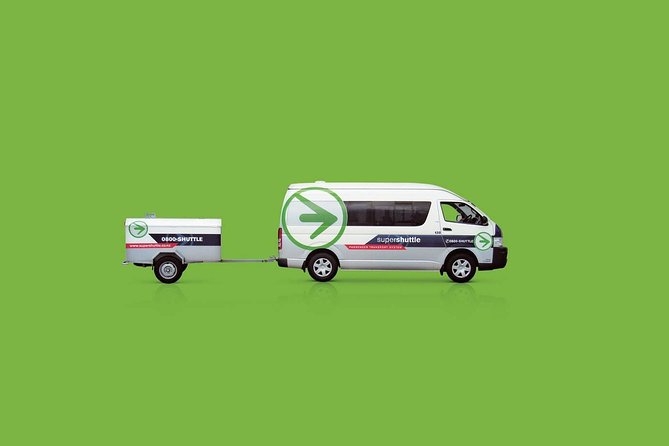 Arrival Transfer: Auckland Airport to Auckland Central City Centre - The Ride Itself: Comfortable, Shared, and About an Hour