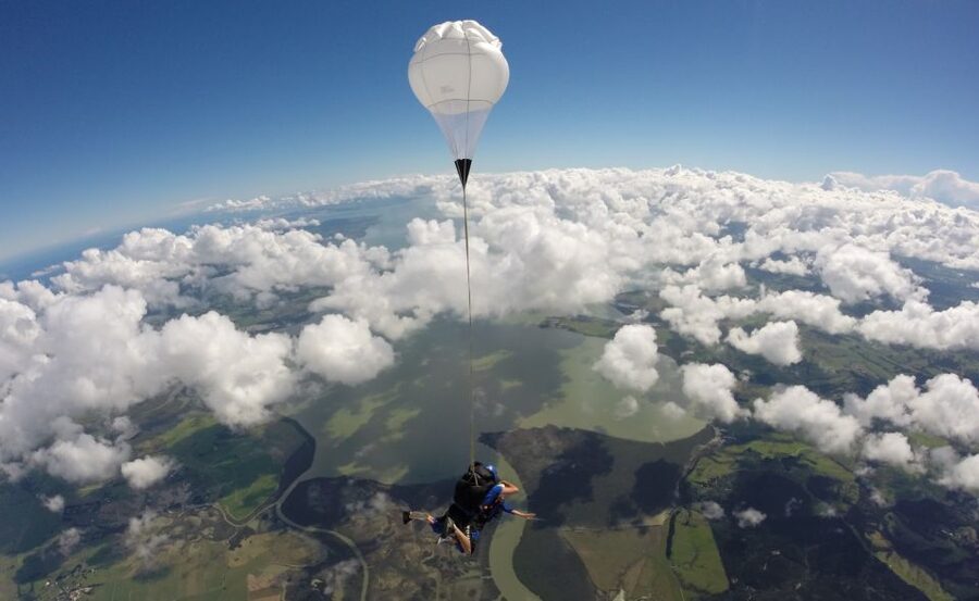 Auckland: 13000, 16000, or 18000-Foot Tandem Skydive - Views over Auckland: East, West, and the islands you can actually name