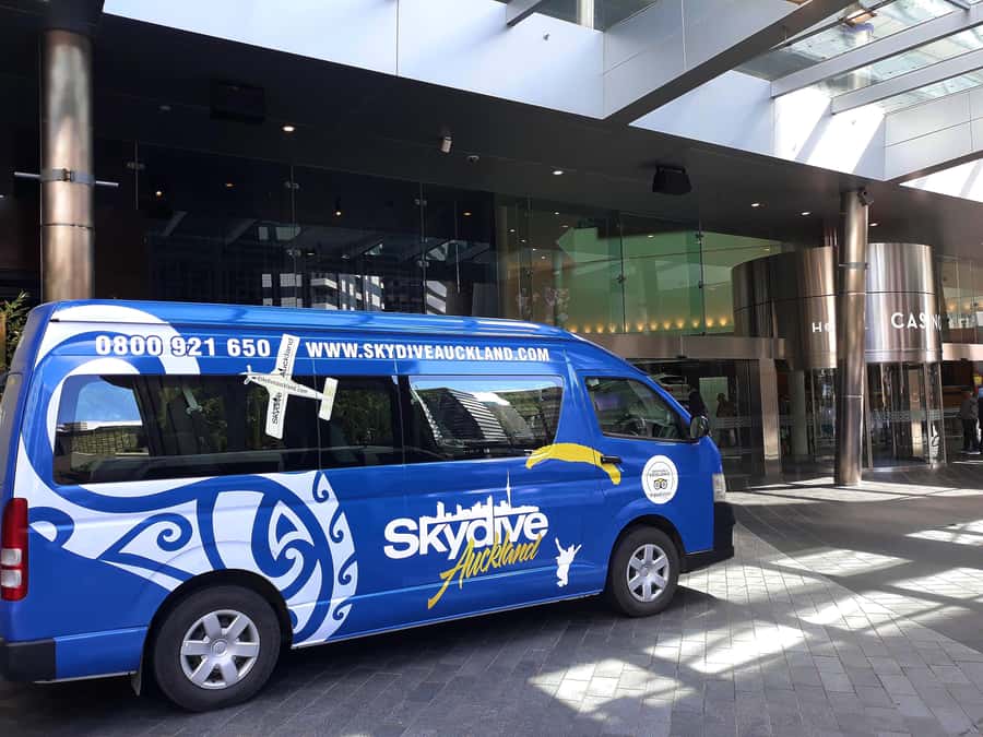 Auckland: 13000, 16000, or 18000-Foot Tandem Skydive - Parachute calm and landing: where the staff’s professionalism shows