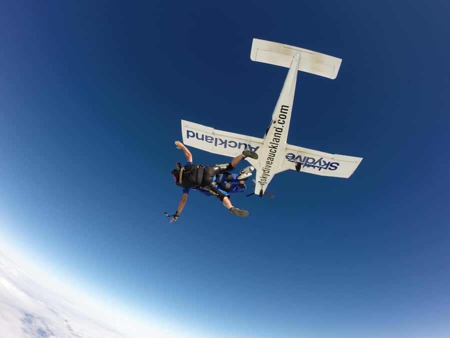 Auckland: 13000, 16000, or 18000-Foot Tandem Skydive - Safety, limits, and who should skip this