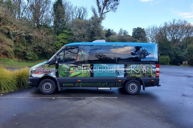 Auckland Airport Private Transfers in a Luxury Minibus - First Steps in the Terminal: Easy Pickup Without the Airport Hunt