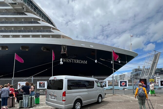 Auckland Airport Private Transfers in a Luxury Minibus - Should You Book This Auckland Airport Private Transfer?