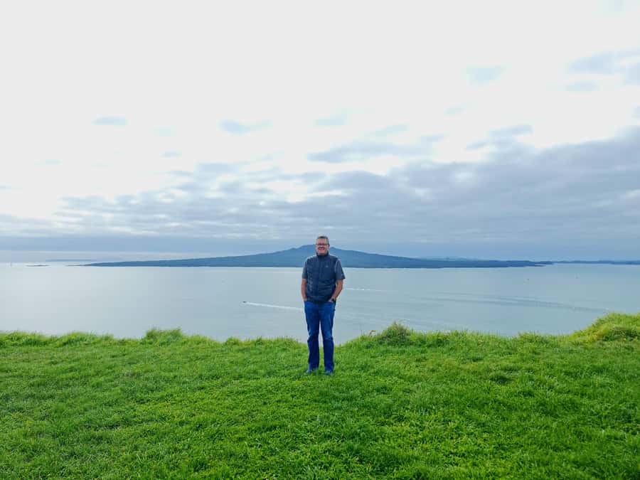 Auckland City Highlights Half Day Tour - Mt Eden: the viewpoint that turns the city into a map