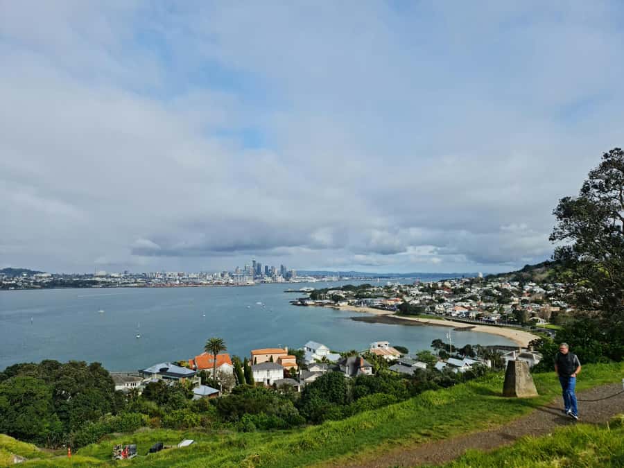 Auckland City Highlights Half Day Tour - Holy Trinity Cathedral: architecture stop, not a long detour