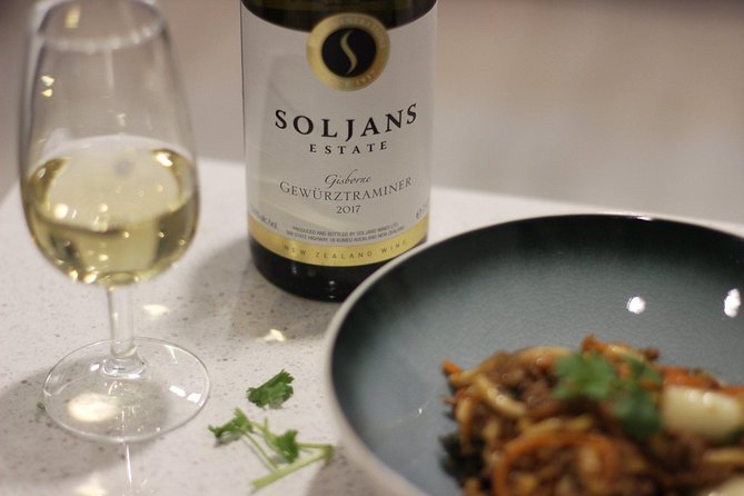 Auckland City Tour & Kumeu Wine Country Includes Wine Tastings & Lunch - Westbrook and Coopers Creek: three tastings without the rush
