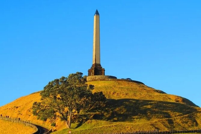 Auckland City Volcano & Scenic Highlights Tour - Mount Eden: the volcano climb and the 360 views everyone remembers