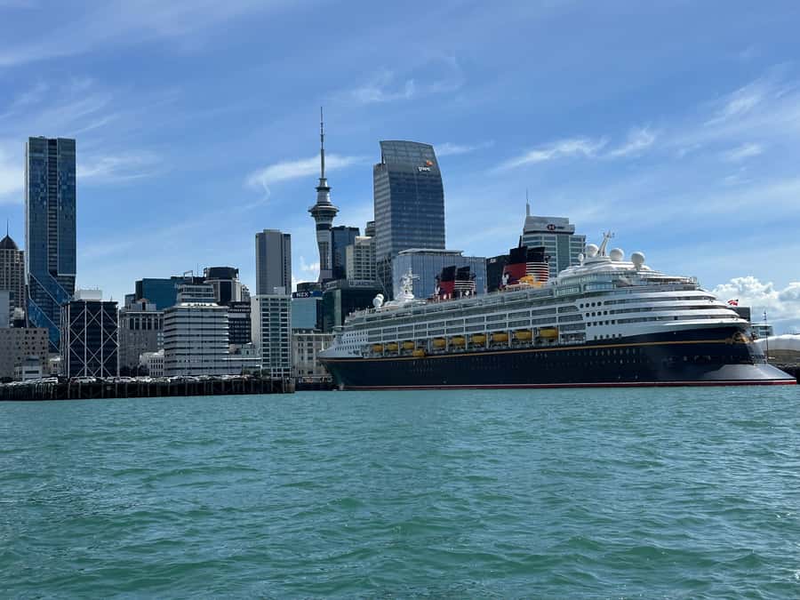 Auckland: GoGuided Auckland City Tour - Should you book the GoGuided Auckland City Tour?