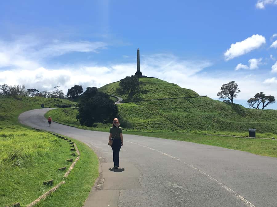 Auckland: Half-Day Auckland Volcanoes Tour - Maungarei (Mount Wellington): your first summit walk