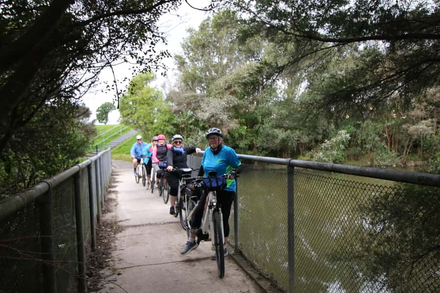 Auckland Half-Day Ebike Tour Excursion - Back to Victoria Park: wrapping the loop with a proper landing spot