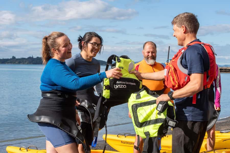 Auckland: Half-Day Sea Kayak Tour to Motukorea Island - Learning Auckland from the Water: Guides Who Actually Work the Day