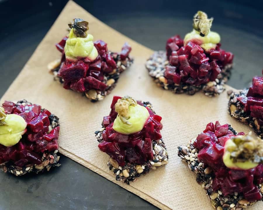 Auckland: Harbour Sailing Cruise with 3-Course Dinner - The 3-course dinner from The Lula Inn: local food that travels well