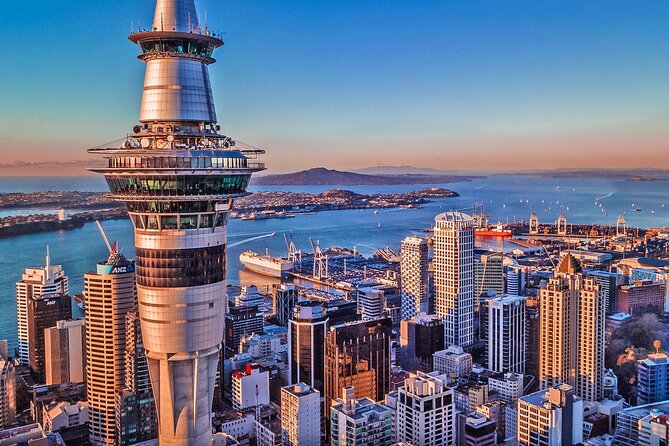 Auckland Highlight Fullday City Tour - Auckland Museum and MJ Savage Memorial Park: History With a View