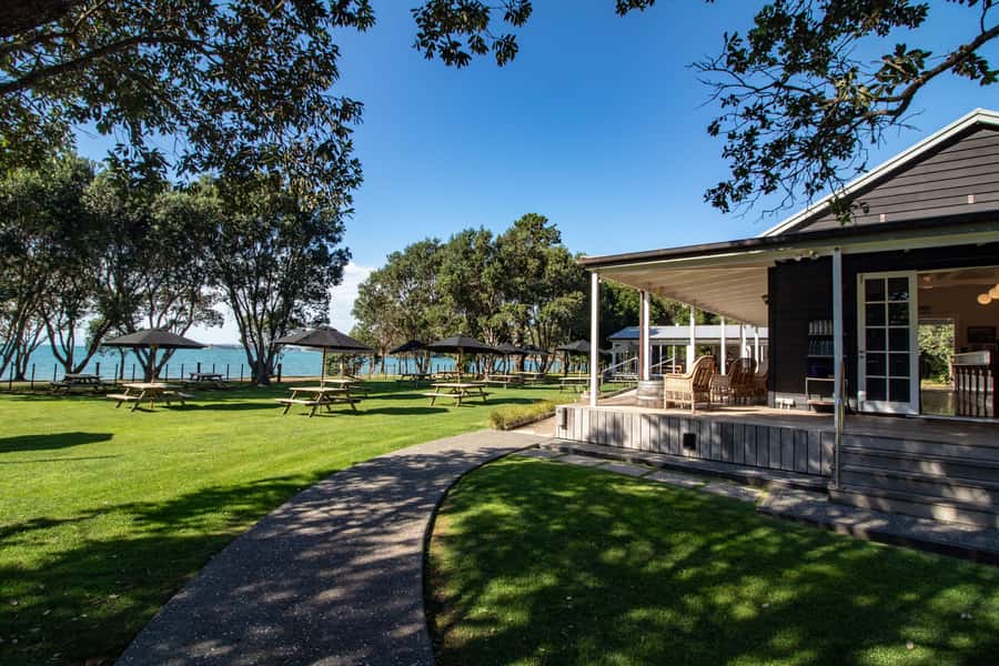 Auckland: Man O' War Vineyard Ferry (Waiheke Island) - Key highlights worth marking on your plan