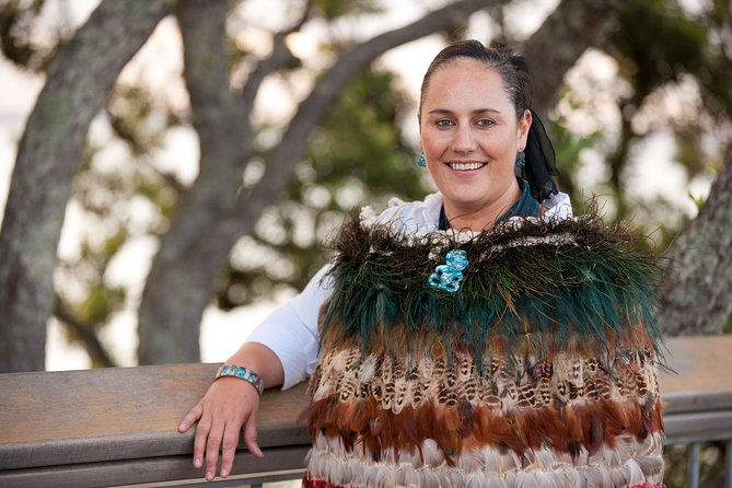Auckland Maori Tour - Arataki Visitor Centre and Waitākere Ranges gateway