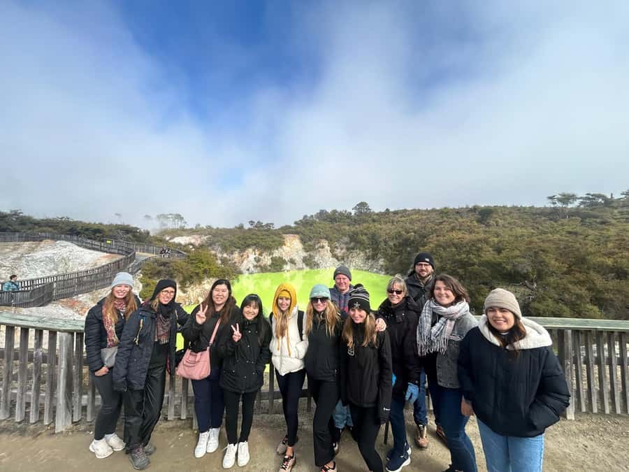 Auckland: Rotorua Highlights inc Wai-O-Tapu & Polynesian Spa - Return to Auckland: guided transport plus a few surprises