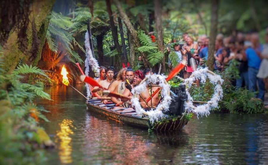 Auckland: Rotorua Tour with Mitai Māori Village & Wai-O-Tapu - How the 13 Hours Actually Feel: Pacing and Timing