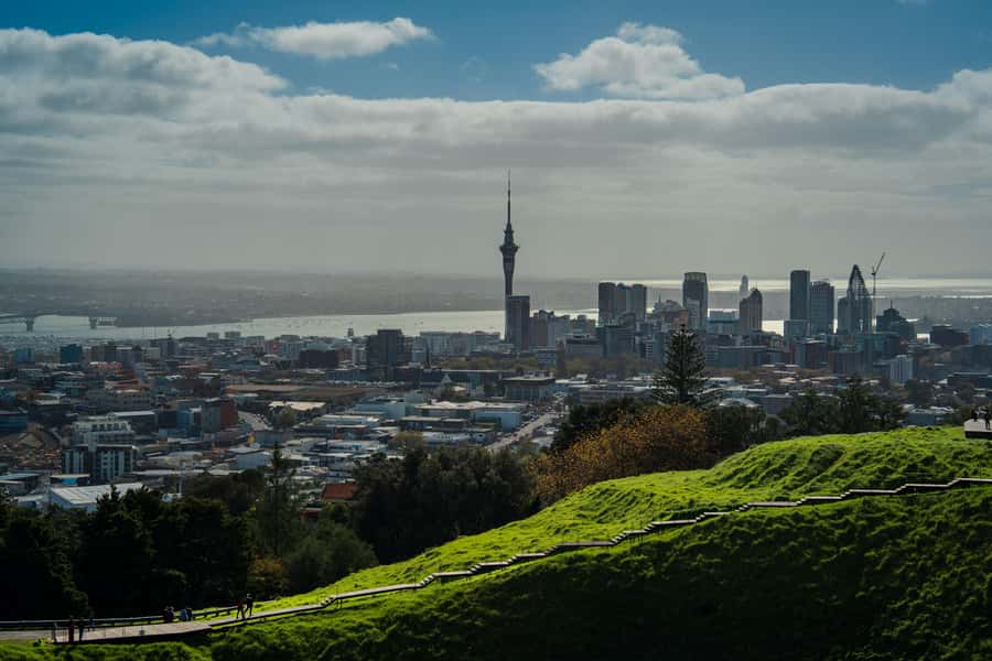 Auckland Scenic Half-Day City Sightseeing Tour - Mission Bay, St Heliers, and Achilles Point over the Hauraki Gulf