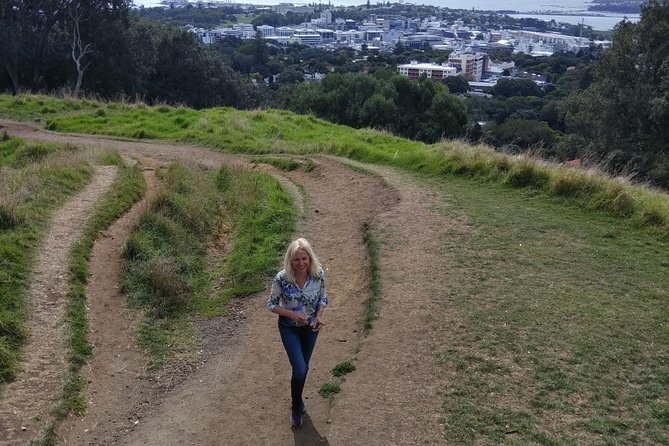 Auckland Scenic Tour : Must-See Sights in Half Day - Stop 5: Mission Bay Beach for a seaside promenade wrap-up
