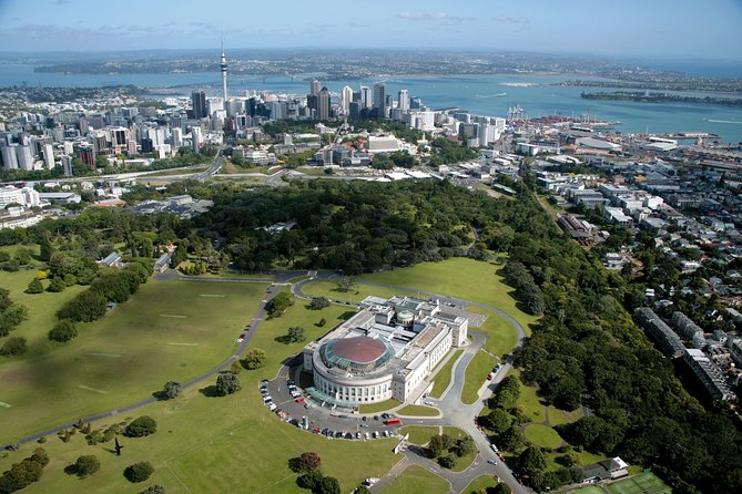 Auckland Shore Excursion: Half-Day Guided City Tour - Queen Street and Ponsonby: Where Auckland’s Personality Starts