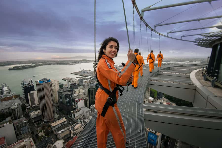 Auckland: Sky Tower SkyWalk - 192m High Edge Walk - Photos and Video: What You Get and How to Use It