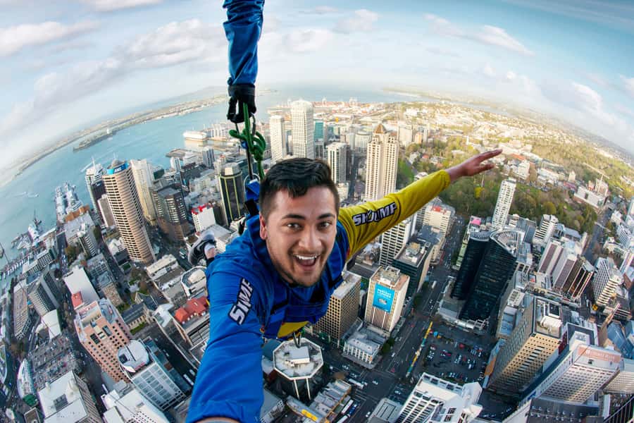 Auckland: SkyJump with Sky Tower Entry Ticket - The jump itself: 192m drop and an 11-second controlled plunge