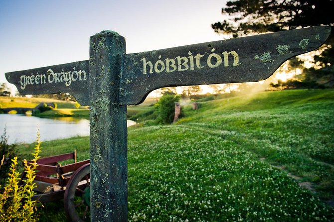 Auckland to Hobbiton Movie Set Private Tour - Auckland to Hobbiton by Mercedes: The Value of Private Transport