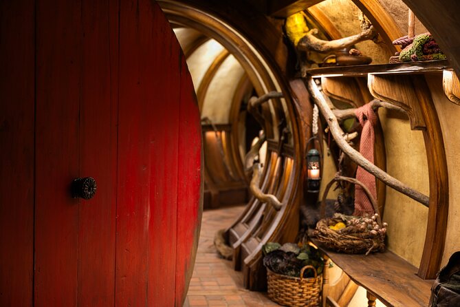 Auckland to Rotorua via Hobbiton Movie Set Tour - One Way - When this tour fits best (and when it doesn’t)