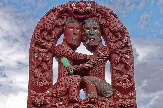 Auckland to Rotorua via Waitomo Caves Small Group Tour (One Way) - Comfort, luggage, and what to bring for a 7-hour mini-bus ride