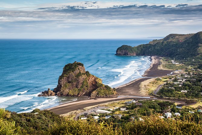 Auckland Town and Country Delights Tour - Stop 2: Musick Point and the Old Radio Station Views