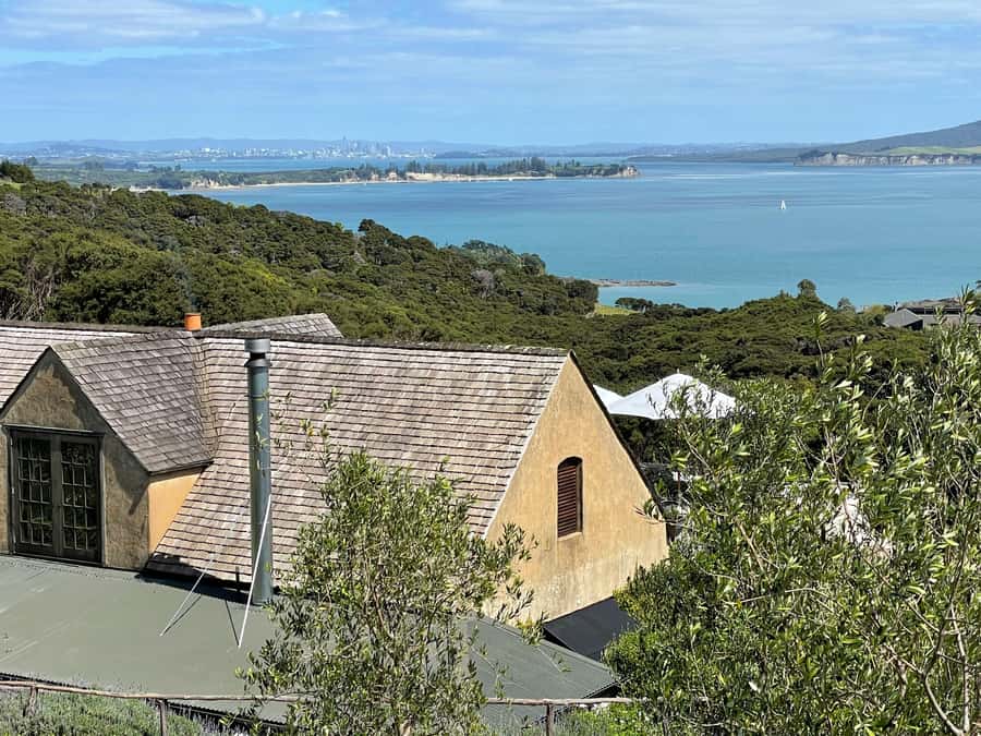 Auckland: Waiheke Island Luxury Experience Private Tour - Auckland Pickup and a Smooth Start in a Luxury Van