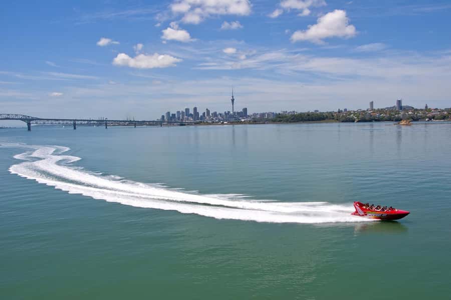 Auckland: Waitemata Harbour Jet Boat Ride - Waitemata Harbour Jetboat: 35 Minutes That Stay Fast