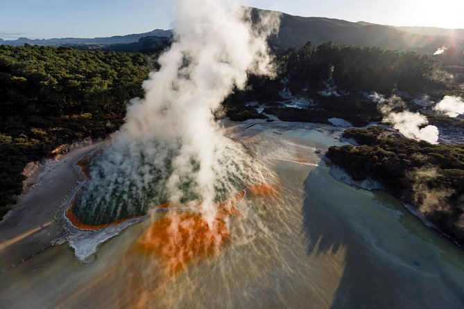 Devil's Bath Experience - Private Tour to Wai-O-Tapu & Lake Taupo - Huka Falls: fast water, strong viewpoints