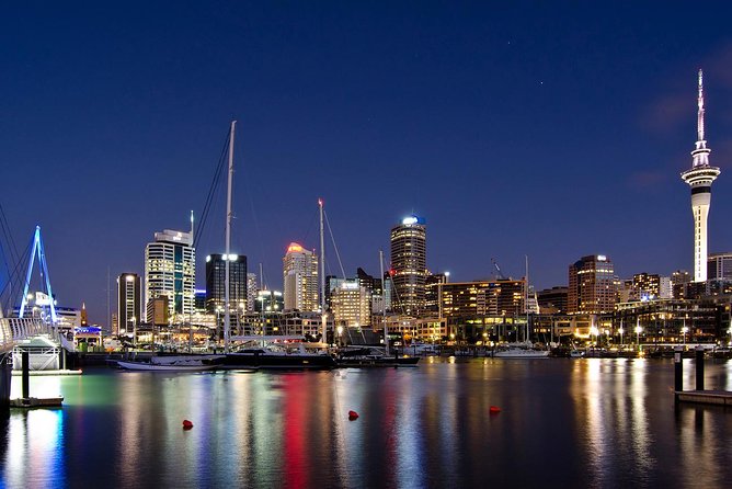 Discover Auckland City Tour: The City of Sails - A 3-hour Auckland highlights run with hotel pickup