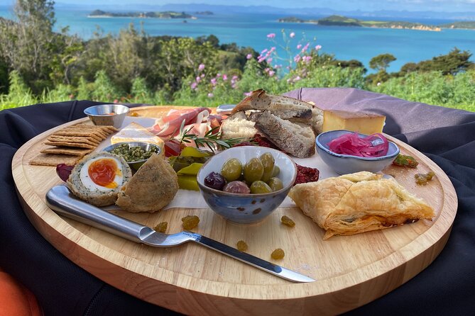 eRide Waiheke 5 bays ride - The hills and the speed you must respect