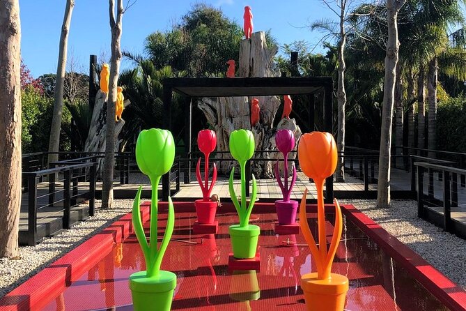 Explore gardens & galleries filled with incredible art, Matakana - The most loved highlights: driftwood, blown glass, and bronze