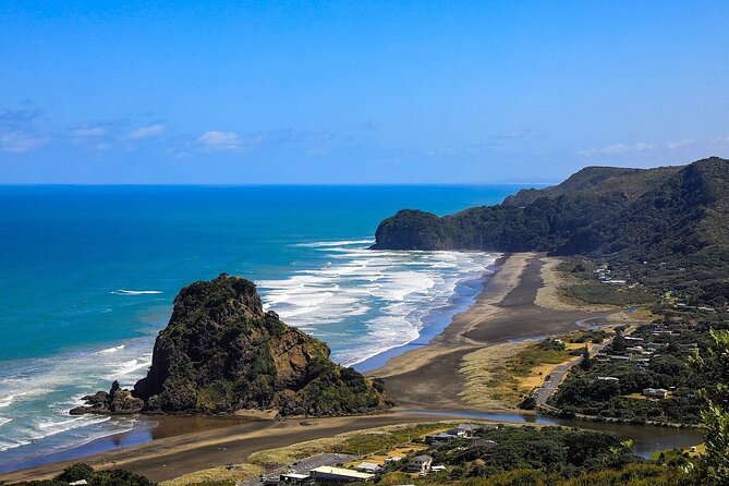 Explore West Auckland with Winery - Soljans Estate Winery in Kumeu: where the day shifts from coast to calm
