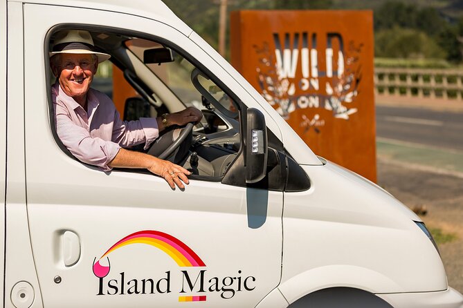 Flavours of Waiheke, wine, beer, spirits INCLUDES lunch - MAX 11 - Casita Miro: Spanish-inspired vineyard and 5-wine pairing