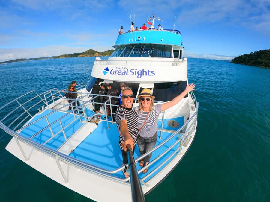 From Auckland: Full Day Private Tour to the Bay of Islands - Lunch, light refreshments, and onboard extras that actually matter