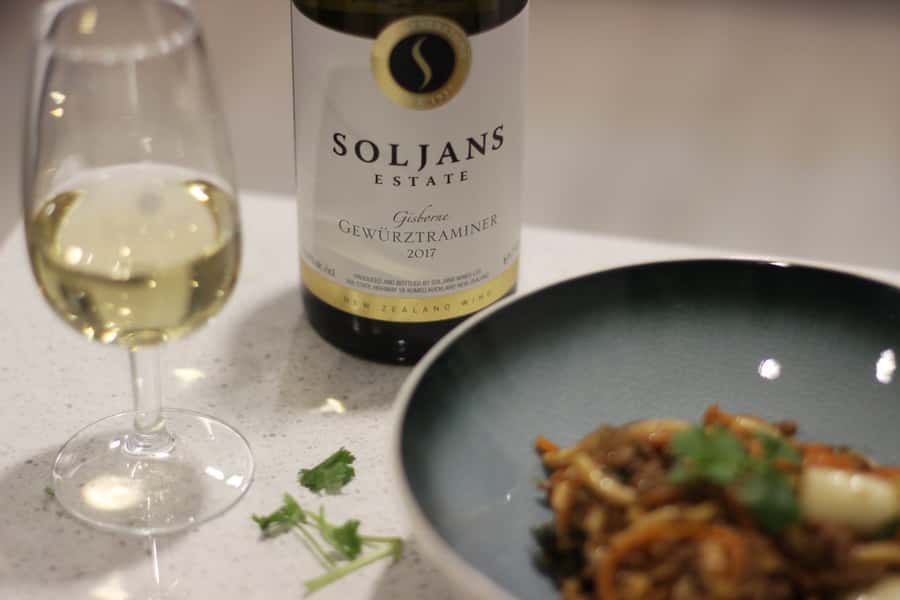 From Auckland: Small Group Kumeu Wine Tour with Lunch - Key highlights at a glance