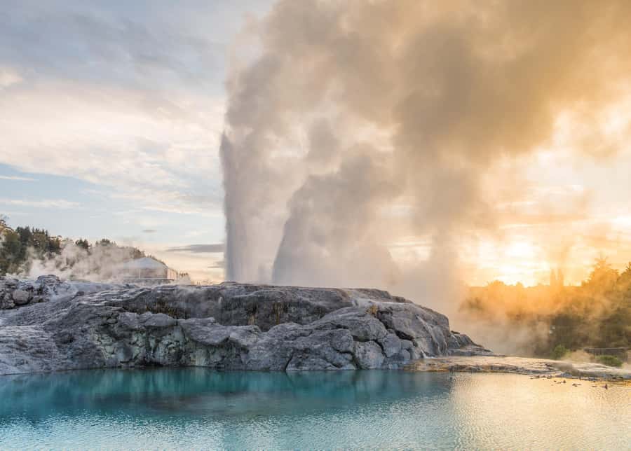 From Auckland: Waitomo Glow Worm Caves & Rotorua Tour - Rotorua-to-Auckland drive time: the part people forget to plan for