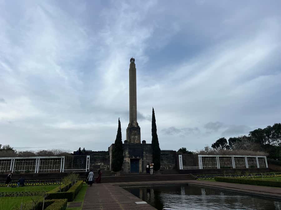 Half-Day Auckland City Highlights Tour with Hotel Pickup - Auckland Museum and Winter Gardens: Quick Access to a Slower Pace