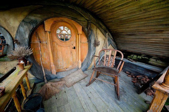 Hobbiton Movie Set day tour From Auckland - Hobbiton Movie Set Tour: Two Hours of Film-Farm Magic