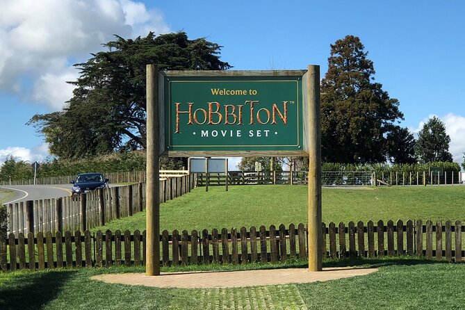 Hobbiton Movie Set Day Tour - Entering the Shire: what the guided set visit gives you
